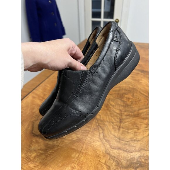 Clark's Unstructured Women’s 7 M Black Leather Double Gored Slip On Loafers - Picture 2 of 9